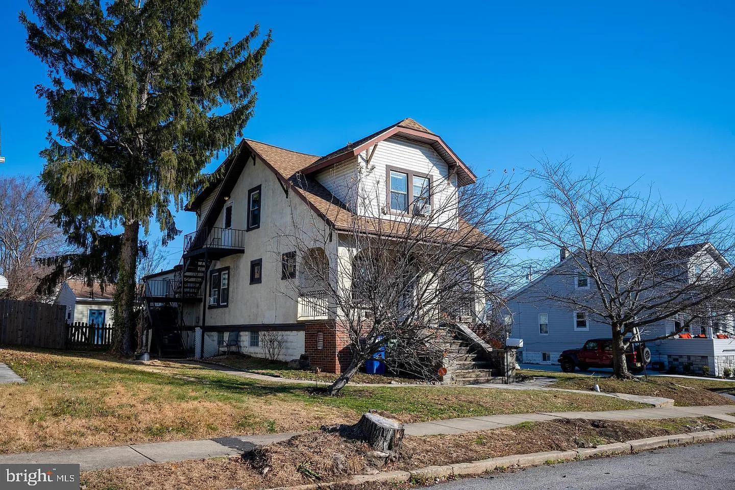 1 bed, 1.0 bath, 1632 sqft, $1,100 — Photo 1