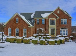 4005 Lakeview Ln, Mc Donald, PA 15057