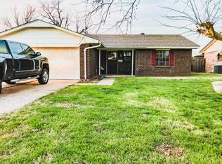 210 SW 23rd St, El Reno, OK 73036