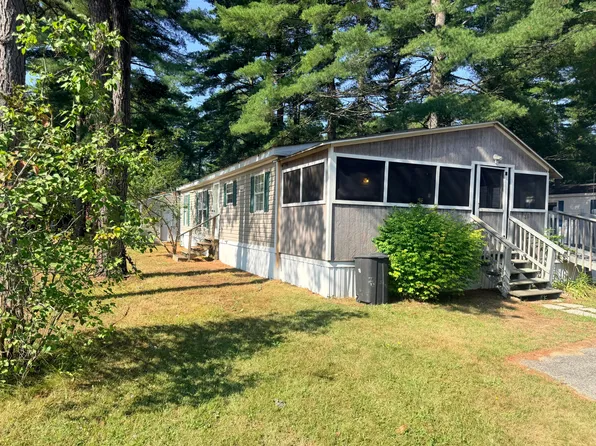 39 Theodore Drive, Brunswick, ME 04011