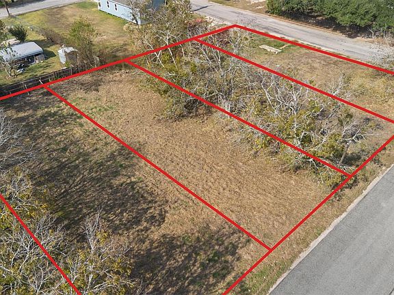 2nd image of 914 E Elm St Lot 13