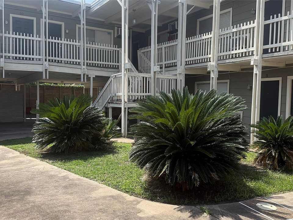 1st image of 2006 Sul Ross St APT 15