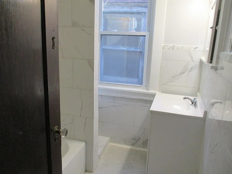 447 Merchant St #2 — Photo 11