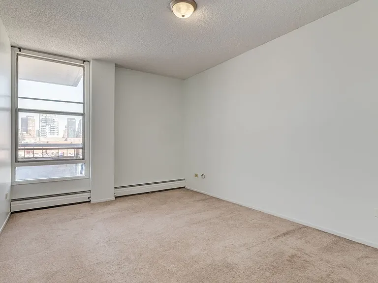 2010 Hope St SW #104 — Photo 36