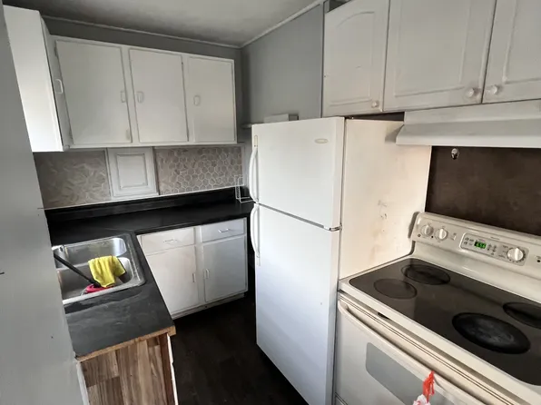 238 S Lincoln St #2, Charlotte, MI 48813