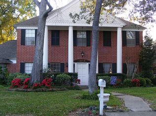 5015 Ashwood Dr, Baytown, TX 77521