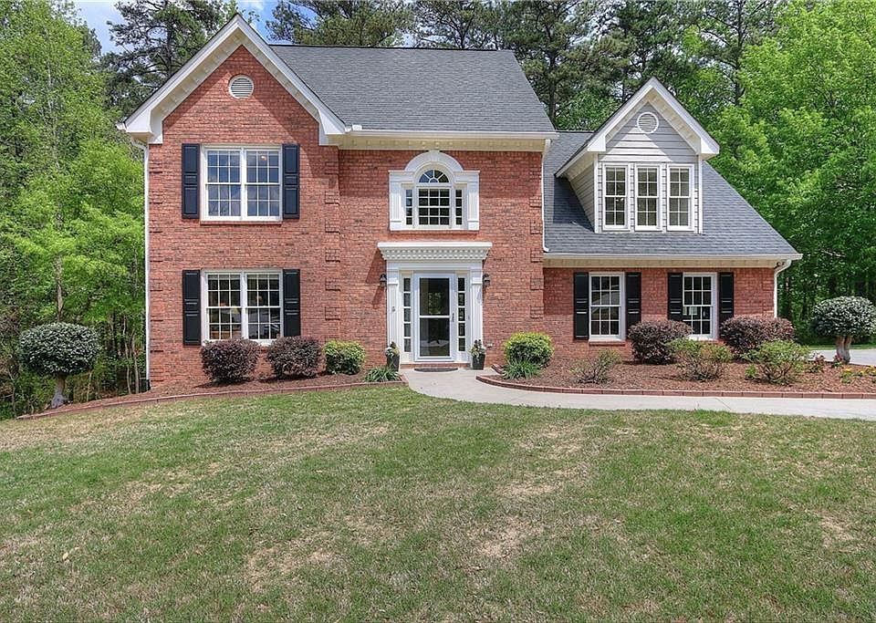 1st image of 3500 Parkwood Hills Ct