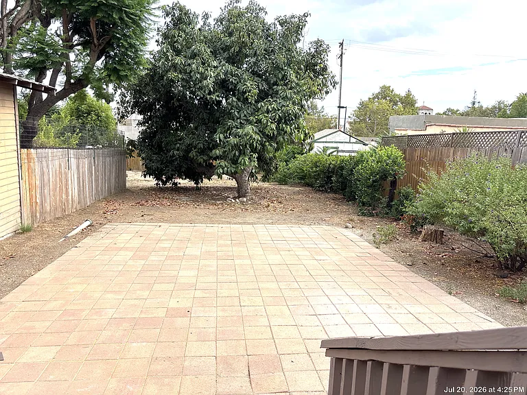 138 W Montecito Ave #A — Photo 14
