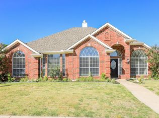 6601 Stamps St, Rowlett, TX 75089