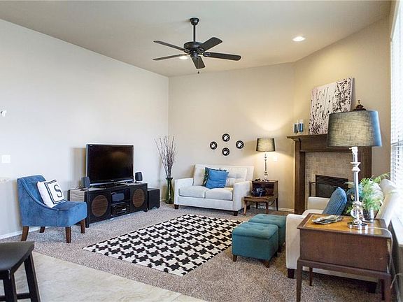 2nd image of 12200 Fox Hill Way