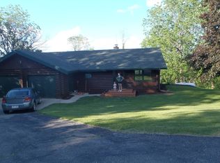 W4952 Morris Ln, New Glarus, WI 53574