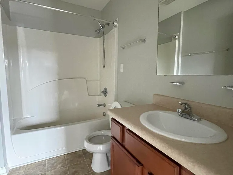 160 Kelly Cir — Photo 10