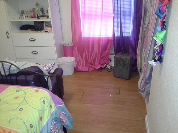 2nd image of 1825 W Hermosa Dr