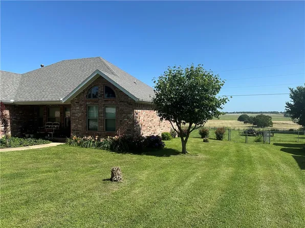 216 Jenkins Rd, Prairie Grove, AR 72753