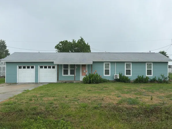 132 Copano Heights Blvd, Rockport, TX 78382