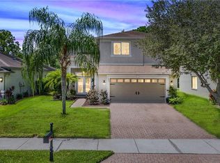386 Rosalind Ln, Oldsmar, FL 34677