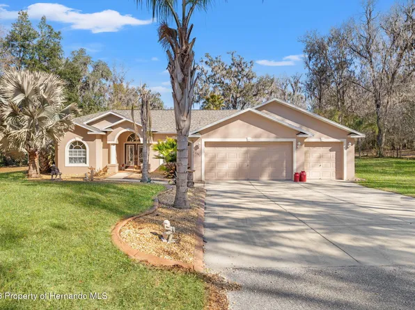 22391 Croom Rd, Brooksville, FL 34601