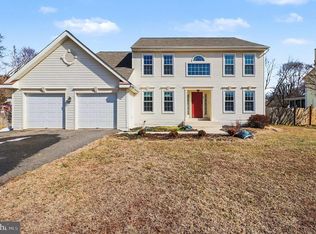 8 Wendover Ct, Stafford, VA 22554