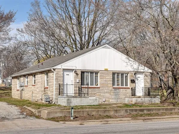 726 N Noland Rd, Independence, MO 64050