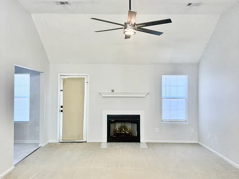 1021 Feagin Mill Rd — Photo 4