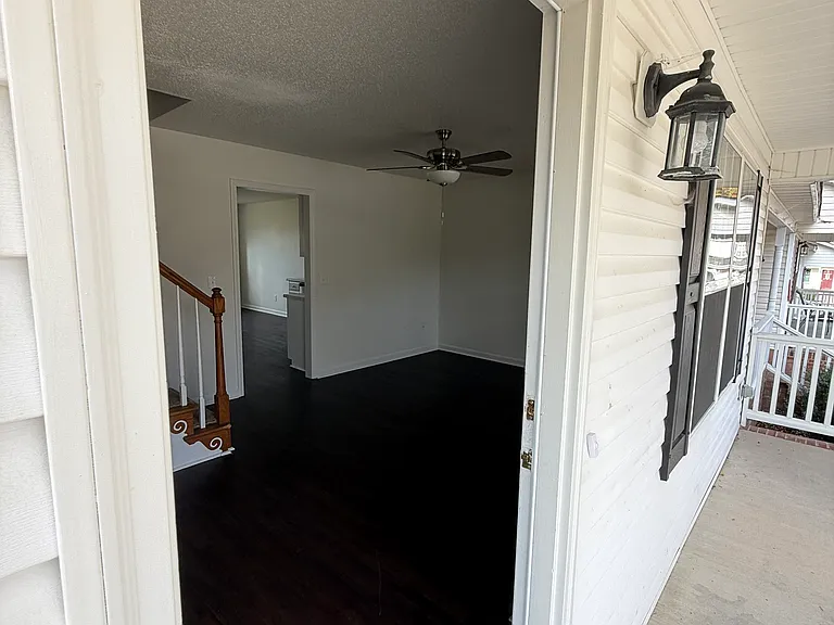 103 Wimbledon Ct — Photo 9