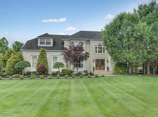 2 Copperleaf Ln, Colts Neck, NJ 07722