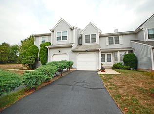 36 Buffalo Hollow Rd, Branchburg, NJ 08876