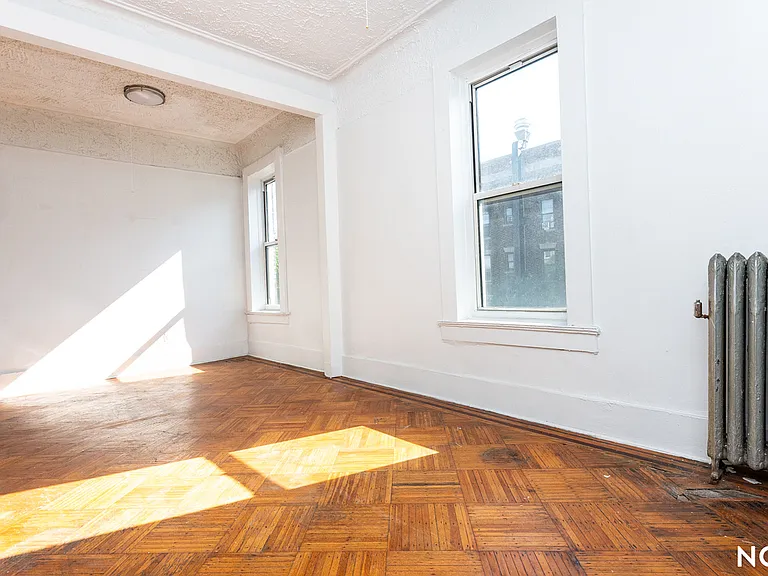 571 Lincoln Pl #2B — Photo 5