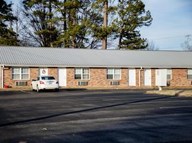 215 Brentwood Drive - I