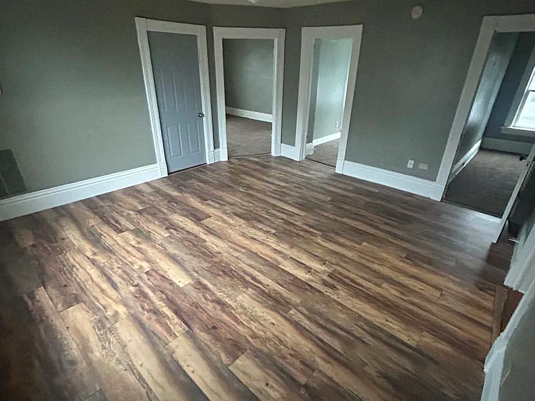 1819 Erie St #2 — Photo 10