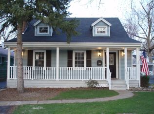 5733 Washington St, Downers Grove, IL 60516