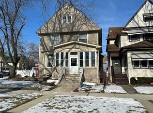 6917 34th St, Berwyn, IL 60402