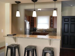 632 Forest Ave #2, Elgin, IL 60120