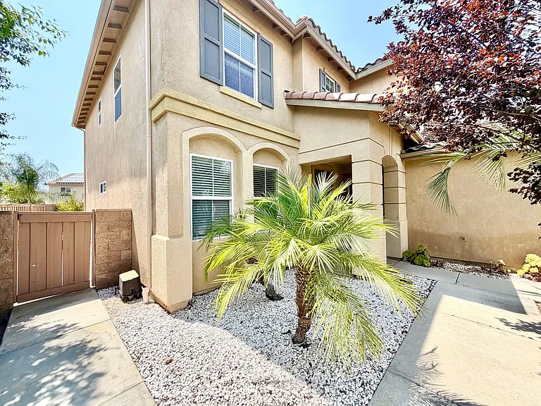 36367 Sicily Ln — Photo 5