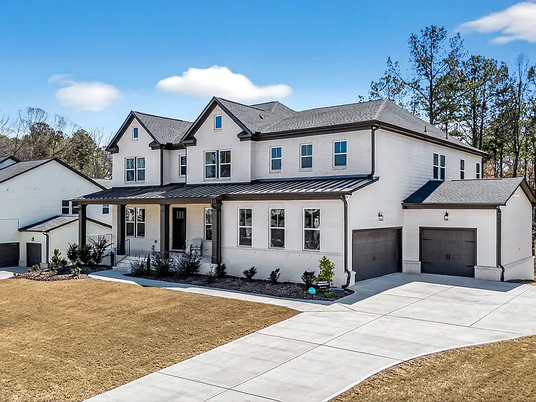 512 Cedar Crest Cir — Photo 1