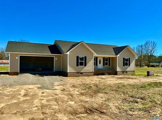 447 4th Ave, Rainsville, AL 35986