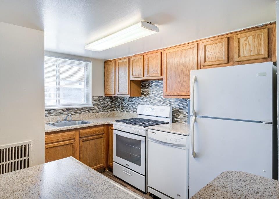 Princeton Estates Apartment Homes 4637 Dallas Pl Temple Hills MD Zillow