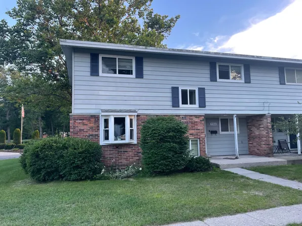 9106A Wyoming St, Oscoda, MI 48750