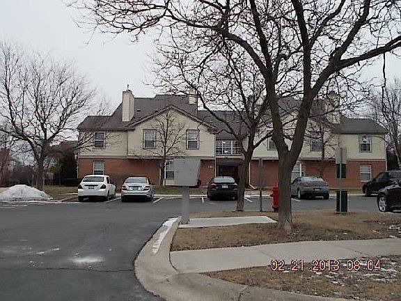 1st image of 108 White Oak Ct APT 6