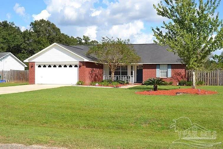 3 bed, 2.0 bath, 1780 sqft, $2,000 — Photo 4