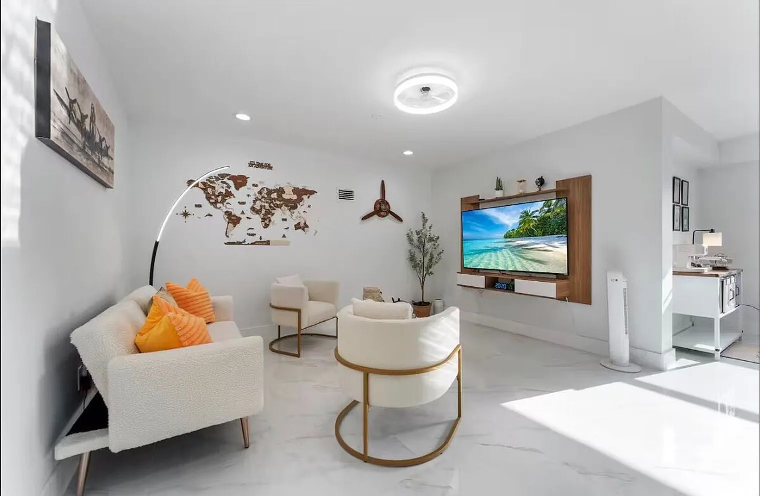1 bed, 1.0 bath, $5,243 — Photo 1