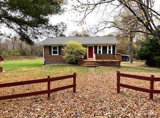 2940 Long Island Rd, Gladys, VA 24554