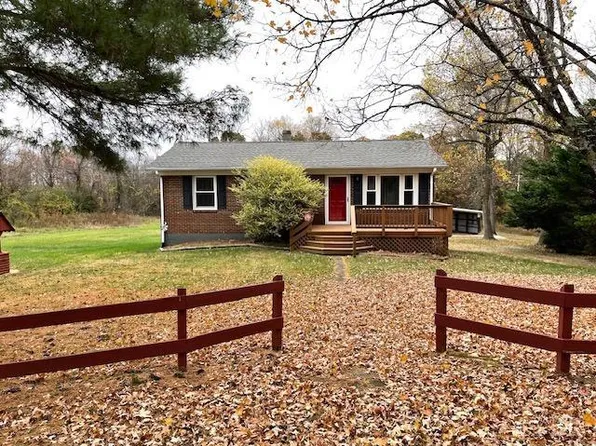 2940 Long Island Rd, Gladys, VA 24554