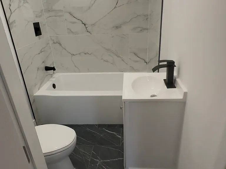 23 Benson St #3 — Photo 6