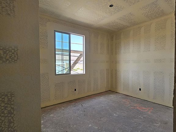 4th image of 37749 N COWBOY Lane