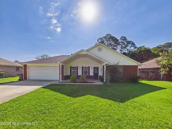 3504 N 7th St, Ocean Springs, MS 39564