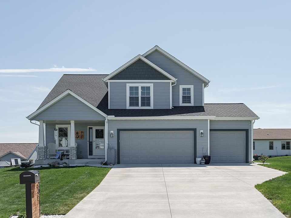 1st image of 907 Ridge COURT