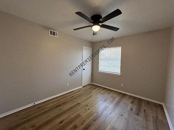 2nd image of 2608 North Ave