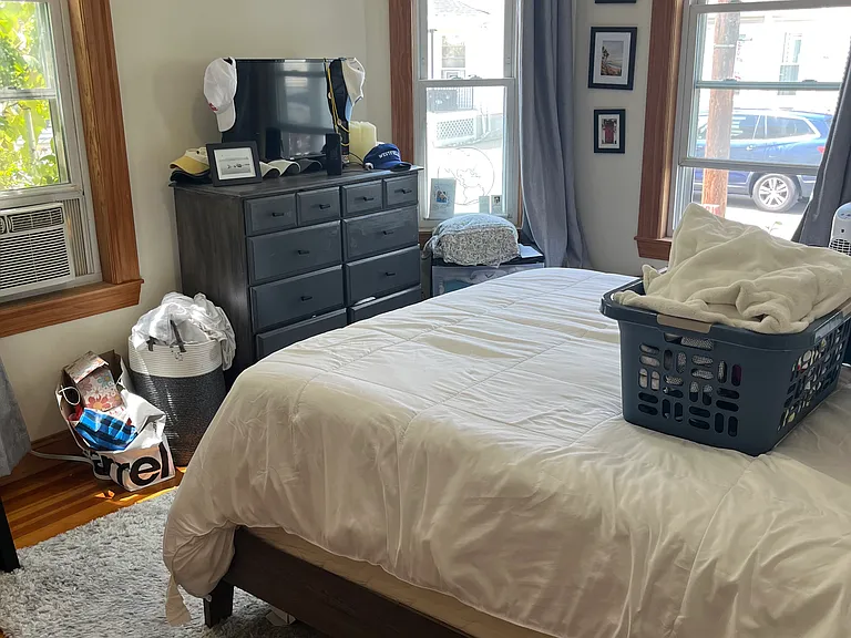 41 Montfern Ave — Photo 6