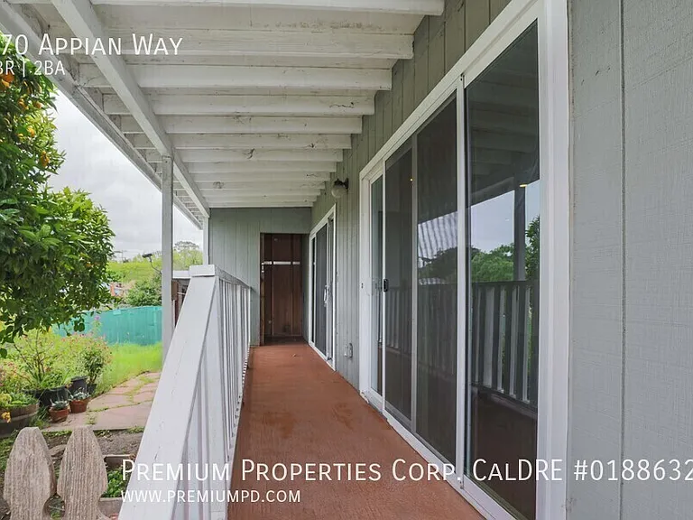 870 Appian Way — Photo 5